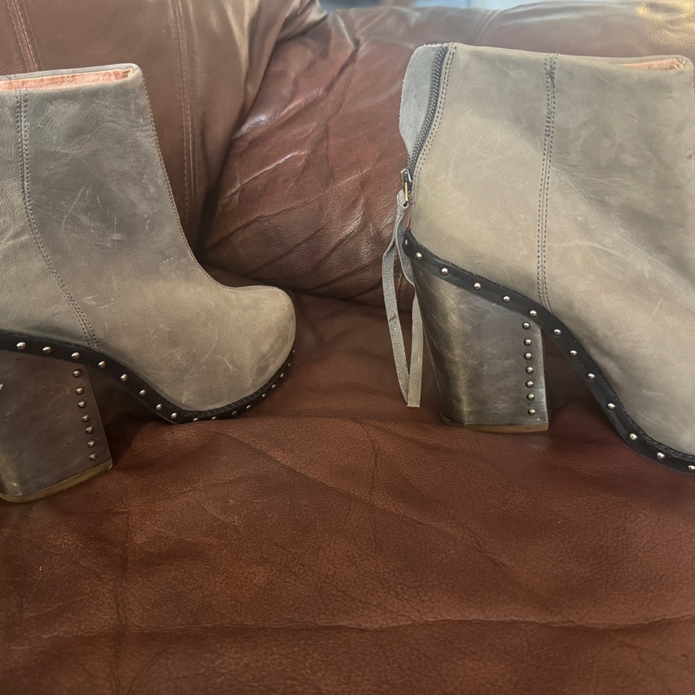 Jeffrey Campbell Handmade Havana Last Taupe Studded Heeled Leather Top Boots